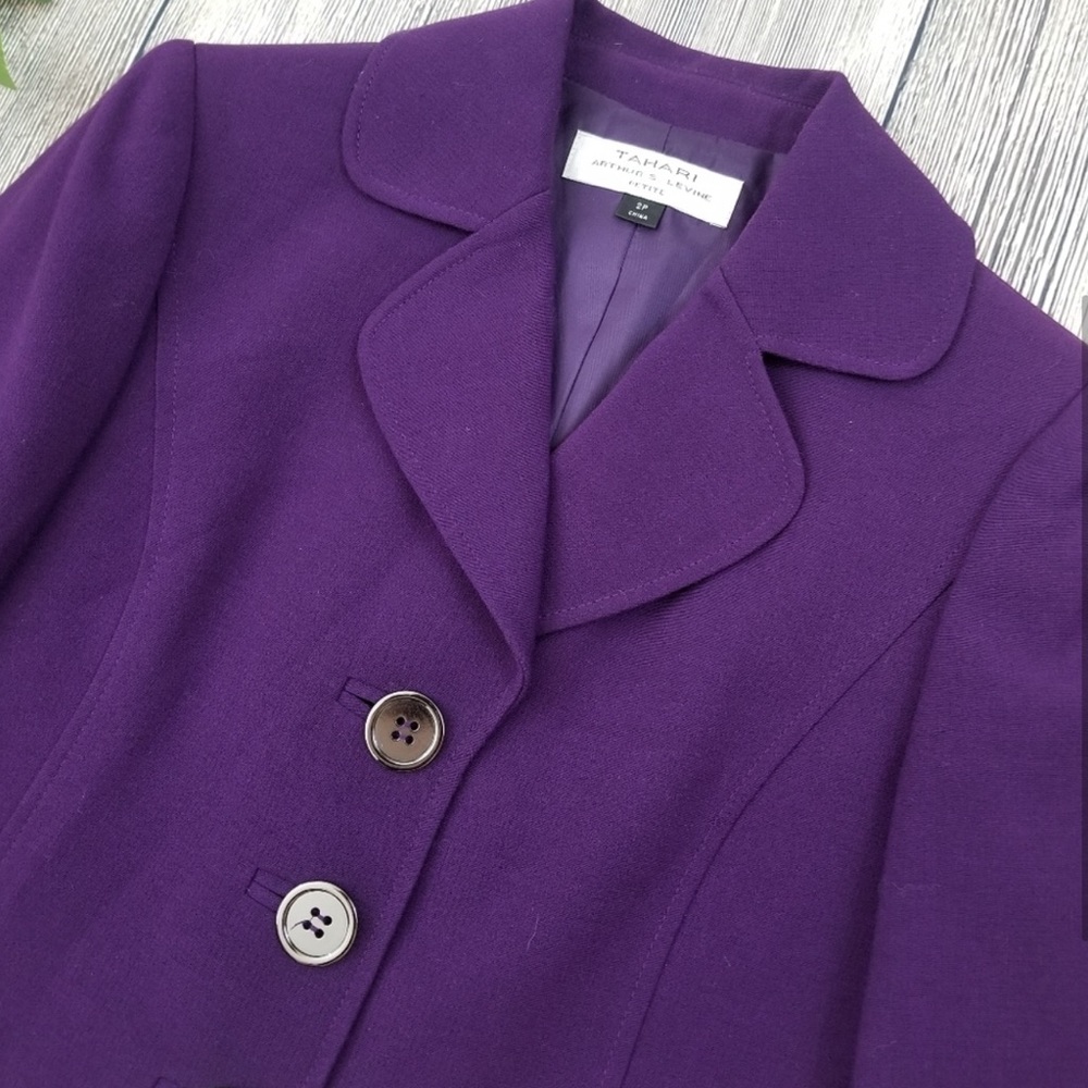 Tahari by Arthur S. Levine Three Button Blazer